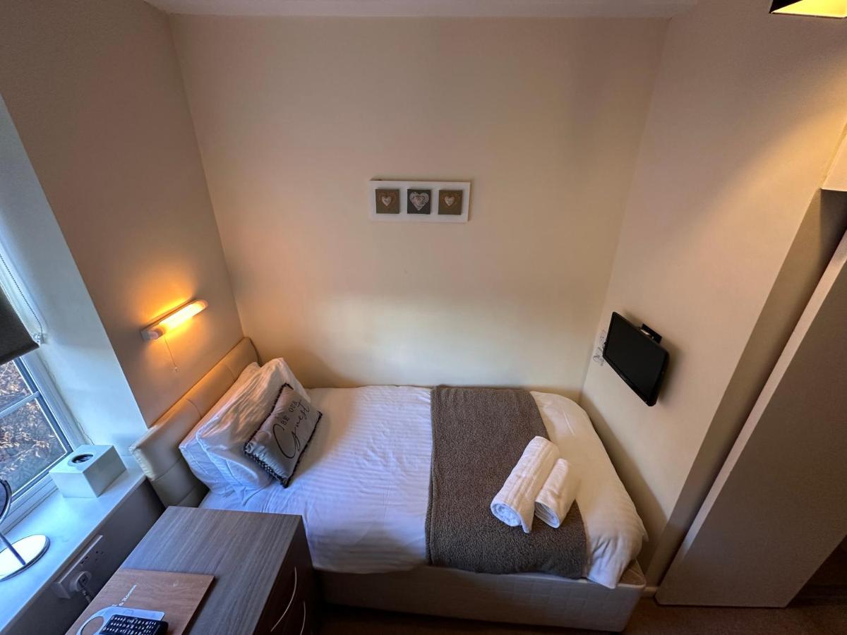 Pine Lodge Hotel & Restaurant מנספילד מראה חיצוני תמונה