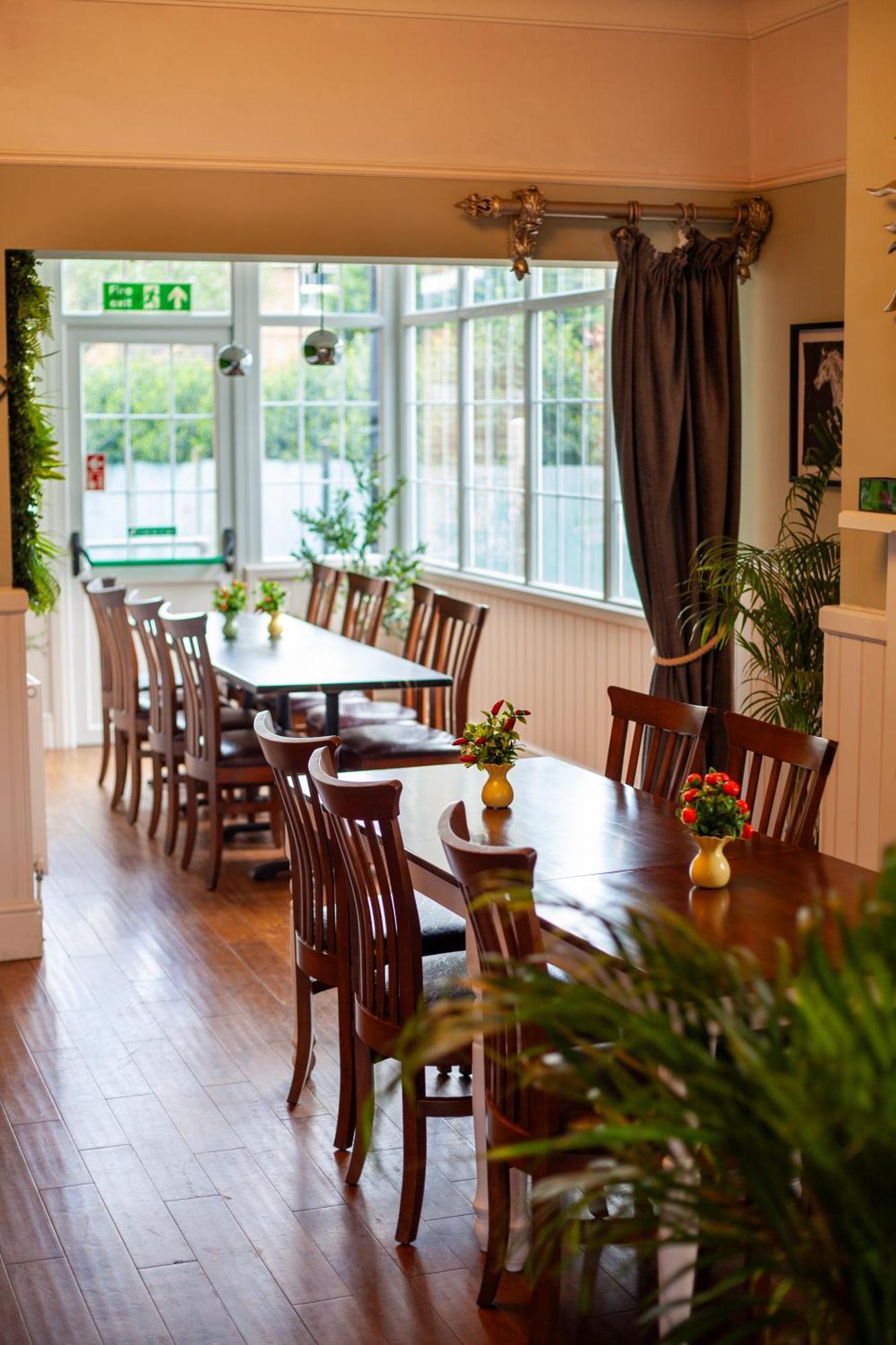 Pine Lodge Hotel & Restaurant מנספילד מראה חיצוני תמונה